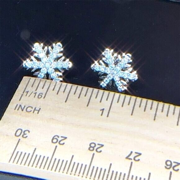 Silver Snowflake Crystal CZ Stud Earrings Christmas - Picture 7 of 8